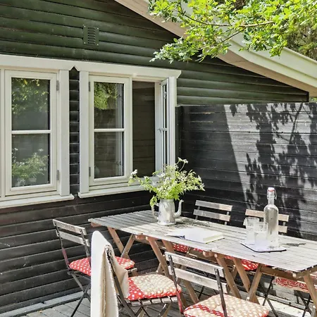 Classic 1937 On A Natural Plot