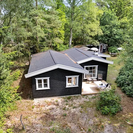 Ferienhaus Classic 1937 On A Natural Plot