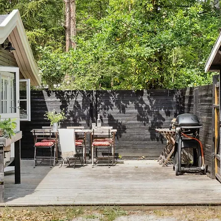 Ferienhaus Classic 1937 On A Natural Plot *