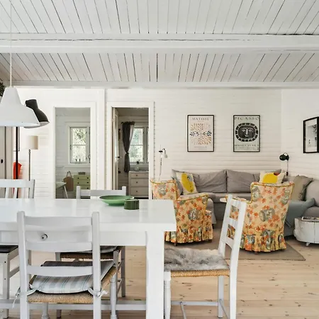 Hébergement de vacances Classic 1937 On A Natural Plot Nykøbing Sjælland